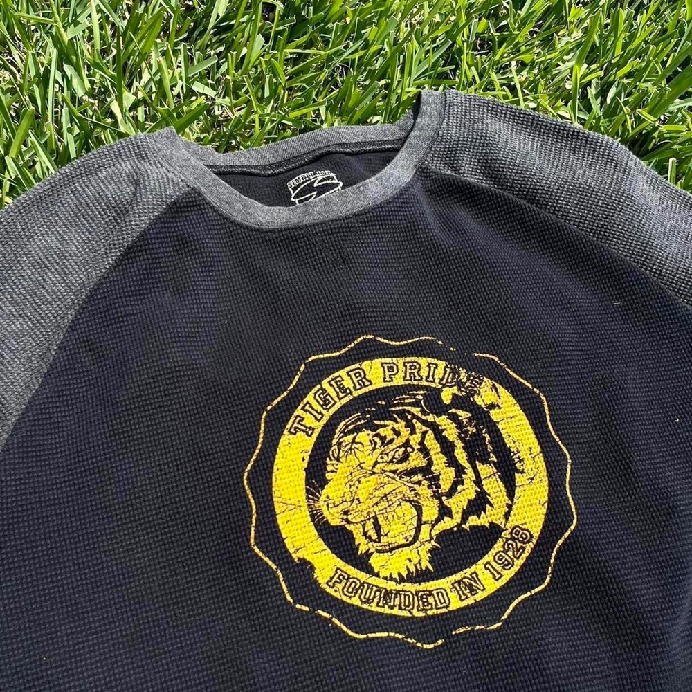 Gray and Black Thermal Long Sleeve Shirt with Yellow Graphic